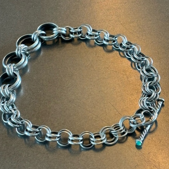 Silver toggle chain - Picture 8 of 8